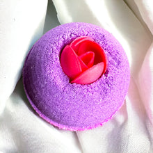 Load image into Gallery viewer, Love Bomb Bath Bomb