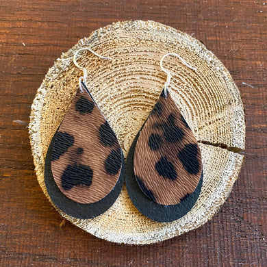 Cheetah Print on Black Vegan Leather Earrings - It's a Beautiful Life Boutique 