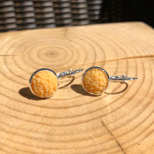 Load image into Gallery viewer, Buttercup Geode - It&#39;s a Beautiful Life Boutique 