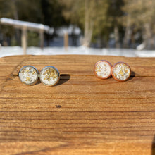 Load image into Gallery viewer, Pearl Shine Stud - It&#39;s a Beautiful Life Boutique 