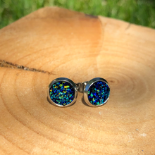 Load image into Gallery viewer, Northern Lights Geode - It&#39;s a Beautiful Life Boutique 