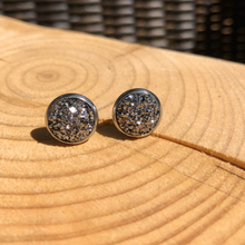 Load image into Gallery viewer, Pewter Geode - It&#39;s a Beautiful Life Boutique 