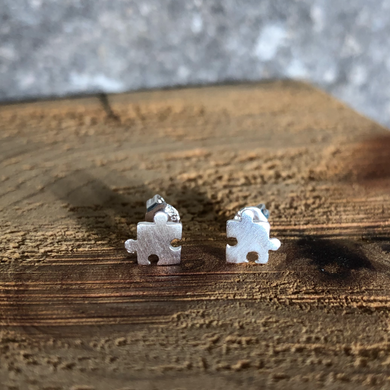 Sterling Silver Puzzle Piece Stud Earring - It's a Beautiful Life Boutique 