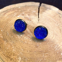 Load image into Gallery viewer, Fierce Blue Geode Earring