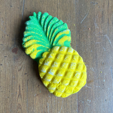 Pineapple Bath Bomb - It's a Beautiful Life Boutique 