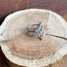 Load image into Gallery viewer, Sterling Silver Triple Leaf Band